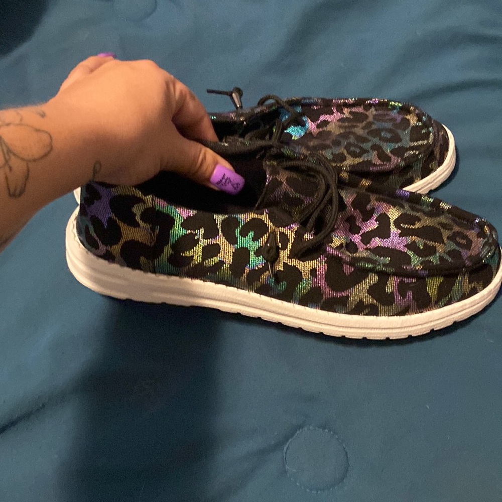 NEW LEOPARD LOOK ALIKE HEY DUDE’S SIZE 8